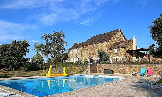 Sauveterre-de-Rouergue House | Tranquil Cottage with Pool in Aveyron's Scenic Heart