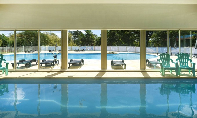 Cassen House | Relaxing Retreat at Gîte Le Coeur Des Landes with Pool & Spa