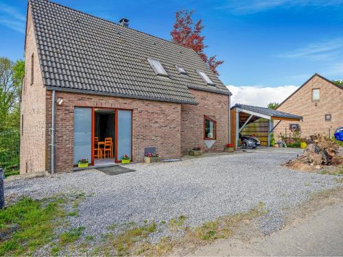 Aywaille House | Charming Cottage in Aywaille with Parking for Families