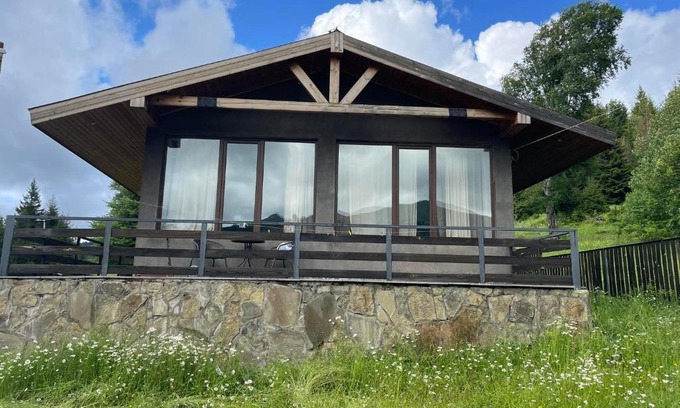 Bakuriani Apartment | Cozy Cottage in Bakuriani - Ideal for Families and Pets