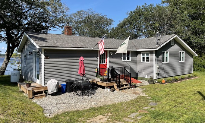 Edgecomb House | Waterfront Cottage in Edgecomb: Top-Rated Family Getaway