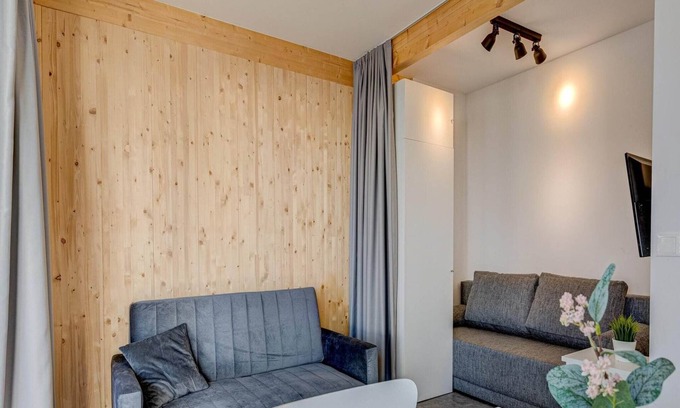 Pustkowo House | Cozy Beachfront Cottage for 3 in Beautiful Pustkowo