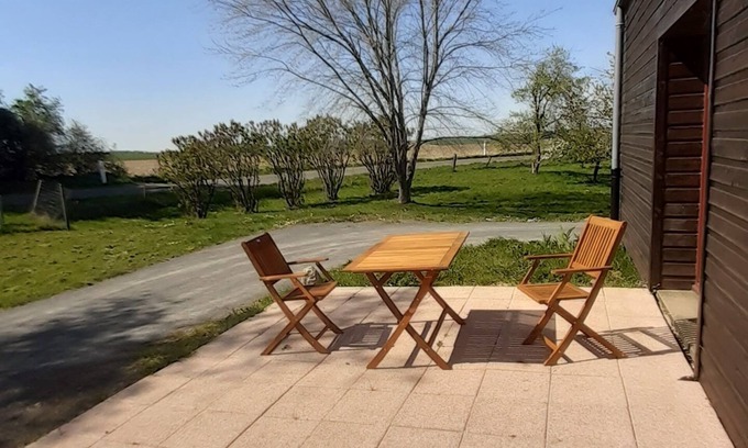 Bossus-les-Rumigny Cottage | Cozy Cottage Retreat for Rejuvenation & Family Fun