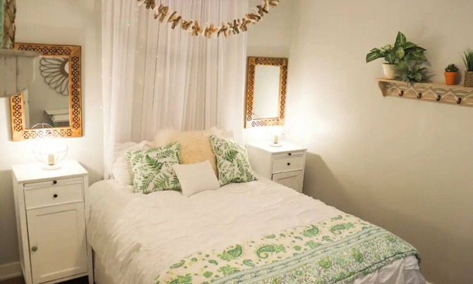 Cardston Cottage | Inviting Cottage Retreat Near Waterton with Hot Tub & More
