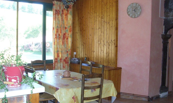 Plasne Other | Cozy Cottage Getaway in Jura Farm with Breakfast Included