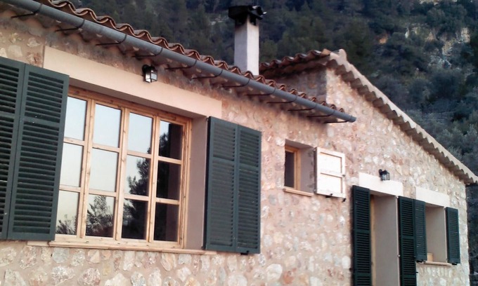 Fornalutx Cottage | Mountain Cottage Oasis with Pool & Spa - Rated 10/10 by Guests