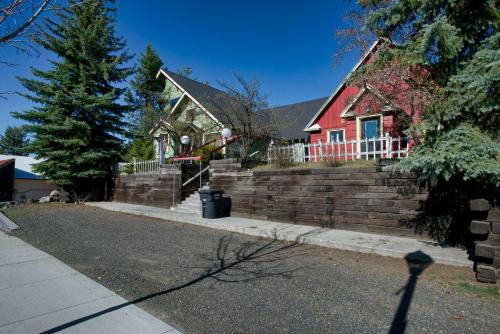 McCall House | Cozy Cottage Inn by Casago McCall – Family-Friendly Retreat