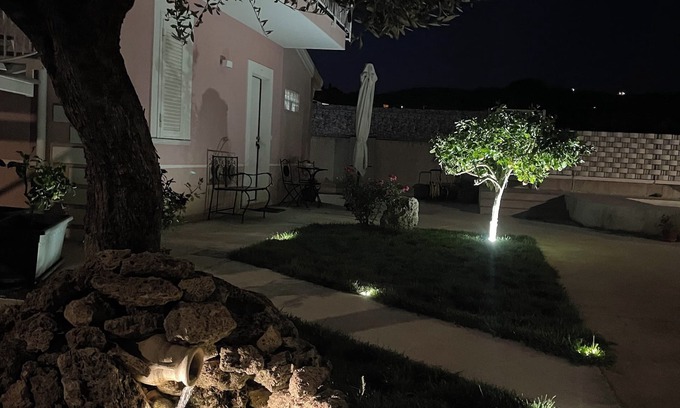 Agropoli Apartment | Cozy Cottage: Family-Friendly Retreat Awaits You