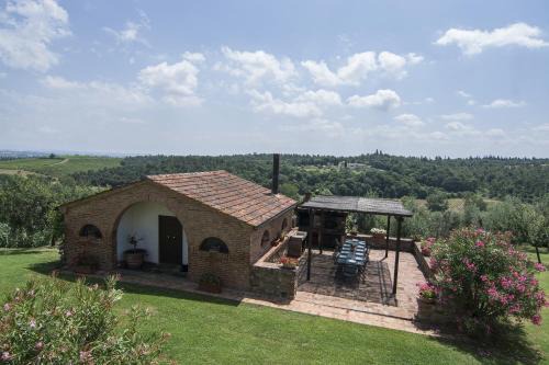 Santarello Ski Chalet | Cozy Cottage Le Pozze with Ocean View and Hot Tub