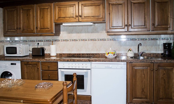 Obaya Cottage | Cozy Cottage in Loroñe Village - Perfect for Families