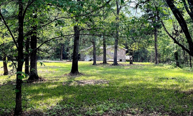 Columbus Cottage | Cozy Cottage Retreat Minutes from Golden Triangle Park