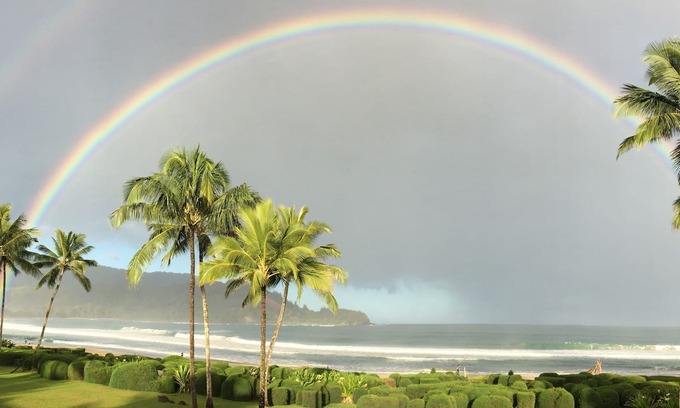 Hanalei Cottage | Beachfront Cottage in Hanalei Bay with Ocean View & Pool