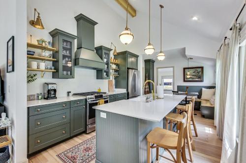Lake Geneva House | Cottage On Warren