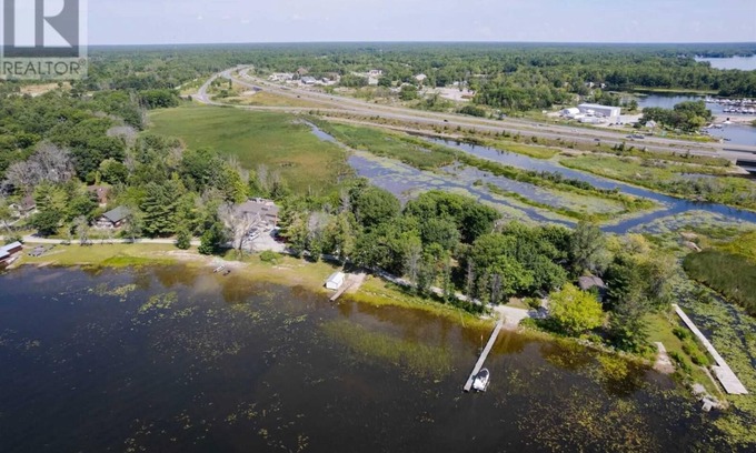 Port Severn Cottage | Idyllic Cottage on Water at Oak Bay Golf Club