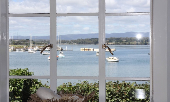 George Town Cottage | Waterfront Cottage on York Cove - Walk to Shops & Family-Friendly