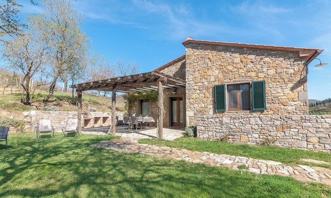 Radda in Chianti Cottage | Guest Rated 10/10: Cottage "Podere in Volpaia" with Garden