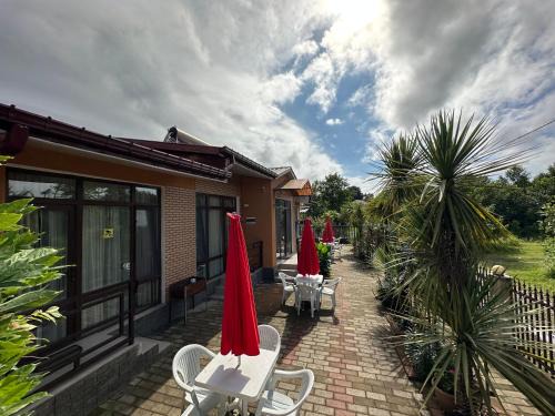 Ureki House | Relax at Cottage Shara - Pet & Child Friendly Retreat