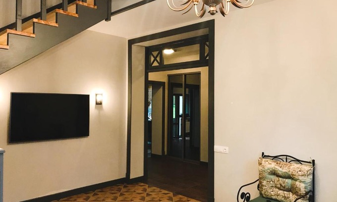 Sosnovskoye House | Prime Cottage u Igorya: Guest Rated 10/10 with Kitchen