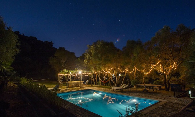 Jimena de la Frontera Cottage | River Valley Retreat with Spa and Pool in Natural Park