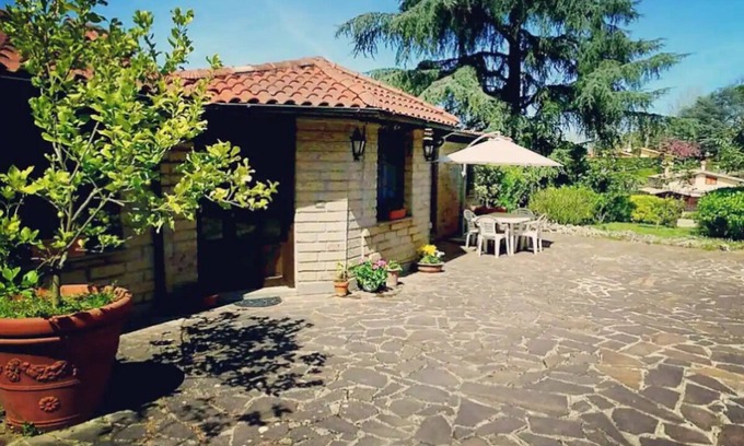 Montelarco House | Charming Cottage with Private Garden near Rome