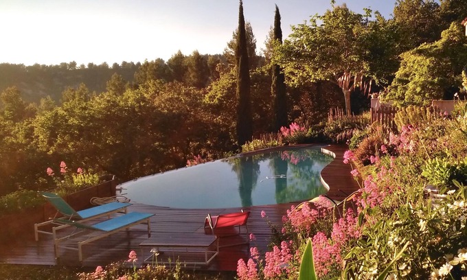 Evenos House | Relaxing Cottage with Private Pool Near Bandol & Sanary