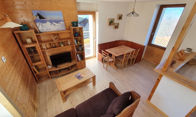 Villaroux Apartment | Idyllic Cottage with Scenic Views & Family-Friendly Amenities