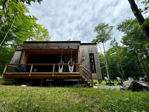 Eastman Ski Chalet | Pet-Friendly Retreat at Zoobox-style Cottage 51