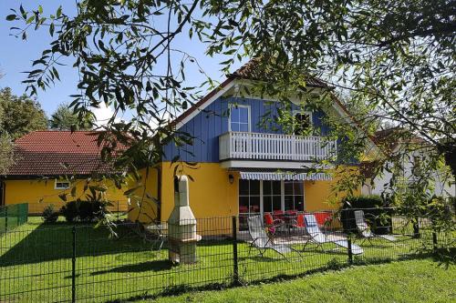 Verchen House | Pet-Friendly Cottages at Kummerower See in Verchen
