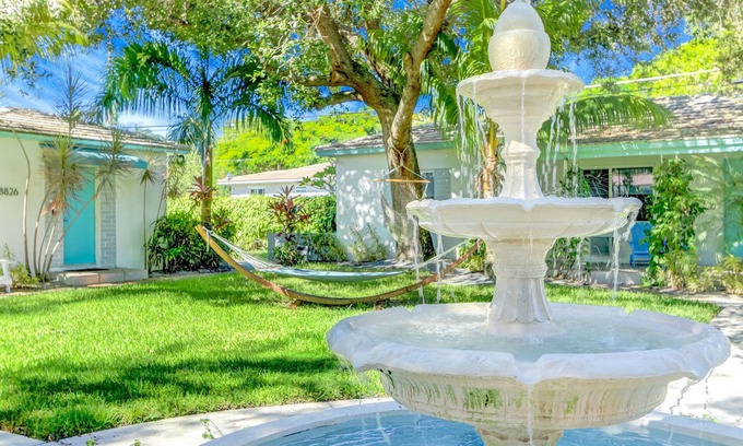 El Portal Cottage | Relaxing Cottages El Portal with Spa & Family Amenities