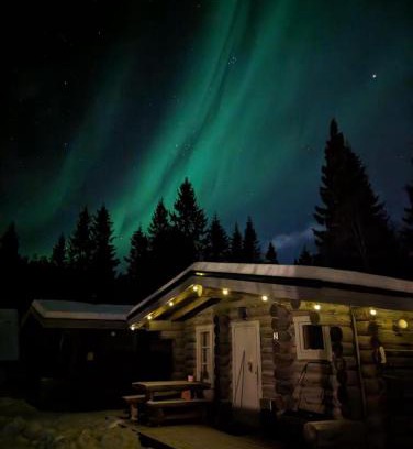 Rukatunturi Ski Chalet | Relax at Mökki Cottages RukaTupa with Hot Tub & More