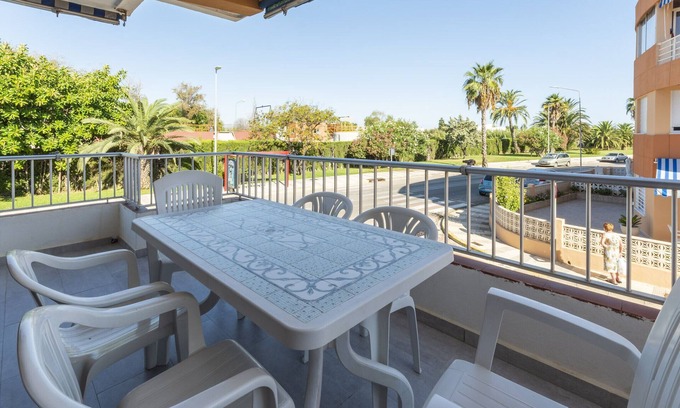 Oliva House | Cozy Cotton Apartment with Terrace in Playa de Oliva
