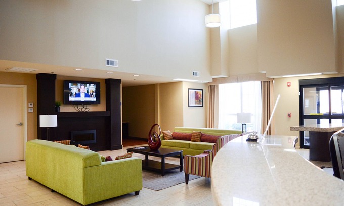 Cotulla Hotel | Cotulla Express Inn: Guest Rated 8.8 with Great Amenities