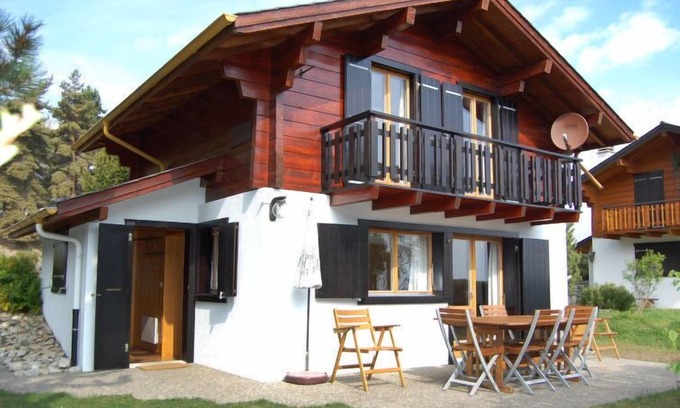 Saint-Pierre-de-Clages House | Experience Coucordin by Interhome: Lake Views & Spa Retreat
