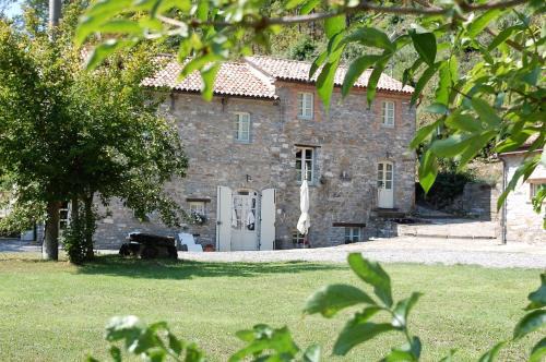 Bardi Bed & Breakfast | Guest Rated 10/10 at B&B Il Pozzo e la Macina with Pool