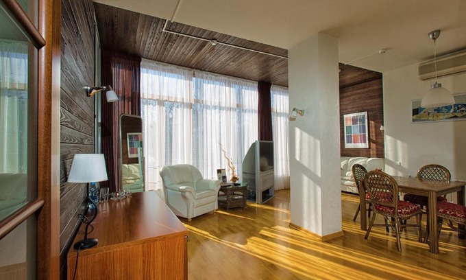 Vtoraya Pyatiletka Hotel | Discover Country Club Neftyanik: Family-Friendly Retreat
