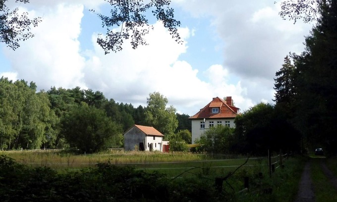 Marienwerder Villa | Idyllic Country Villa with Horses Near Berlin