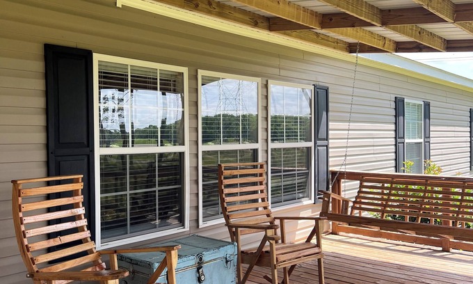 Troy House | Family-Friendly Country Getaway Near Troy University