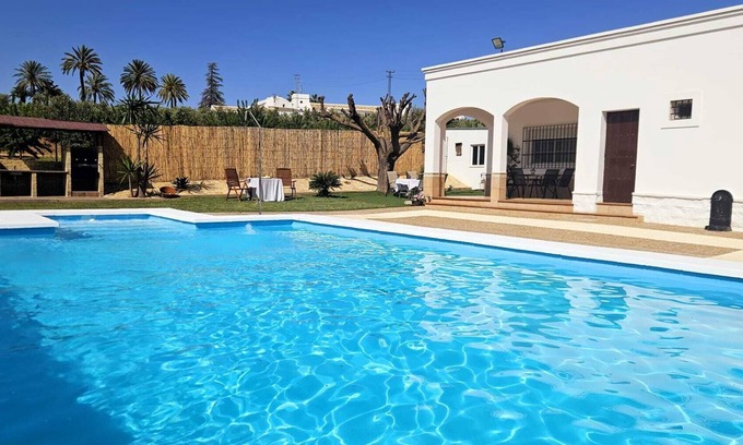 Marchena House | Country House 'Limones' with Private Pool, Wi-Fi and Air Conditioning