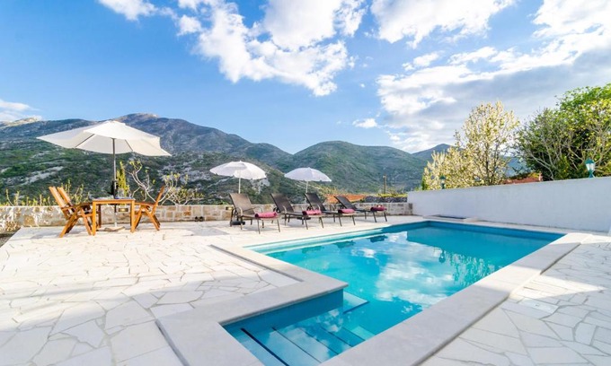 Konavle House | Pet-Friendly Oceanview Retreat at Country Home Matkovic