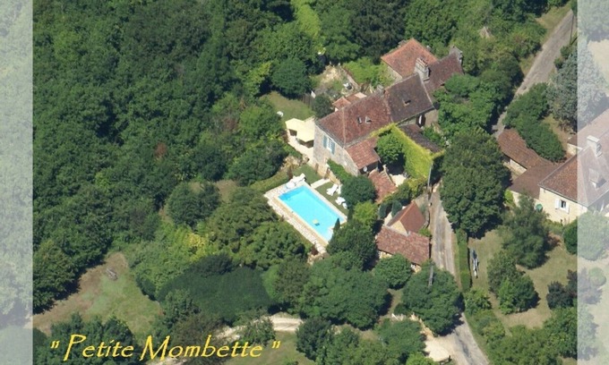 Cenac-et-Saint-Julien House | Historic Country House with Pool & Pet-Friendly Amenities