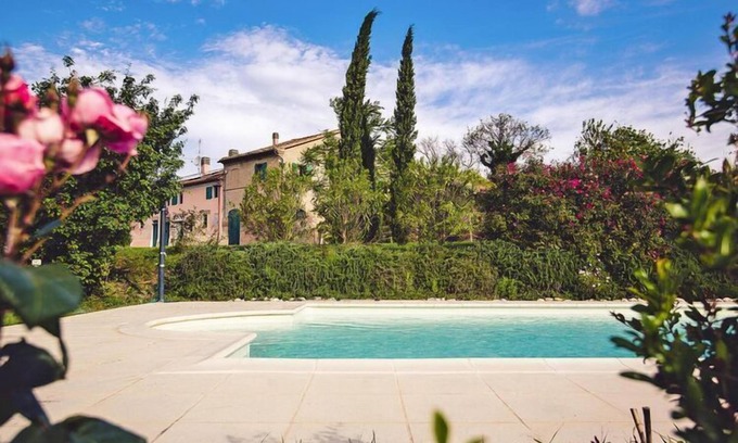 Monterado House | Guest Rated 10/10: Casale le Fontanelle with Pool & Garden