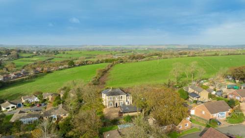 Ventnor House | Pet-Friendly Clevelands Country House for Up to 10 Guests