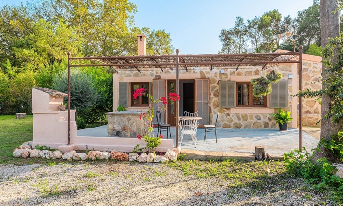 Puigpunyent Villa | Idyllic Country House 'Finca Ses Pomeres' with Private Terraces