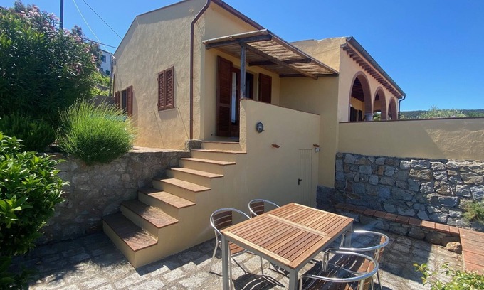 Colle D'orano House | Idyllic Gabbiola House with Breathtaking Ocean Views