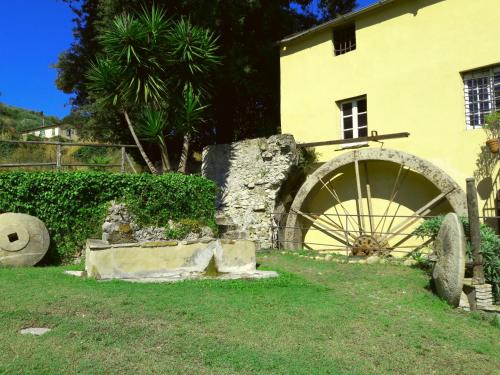Caramagna Ligure Apartment | Family-Friendly Country House Il Mulino with Ocean Views