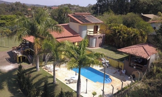 Centro Cottage | Relaxing Country House in Atibaia with Pool & Spa Access