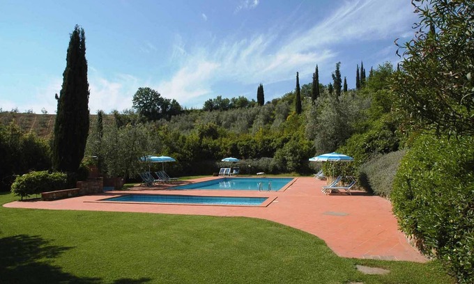 Montaione Cottage | Serene Country House in Chianti with Pool and Spa