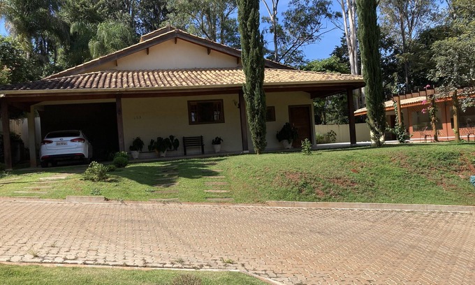 Caiocara House | Idyllic Country House with Private Pool and Lake Views