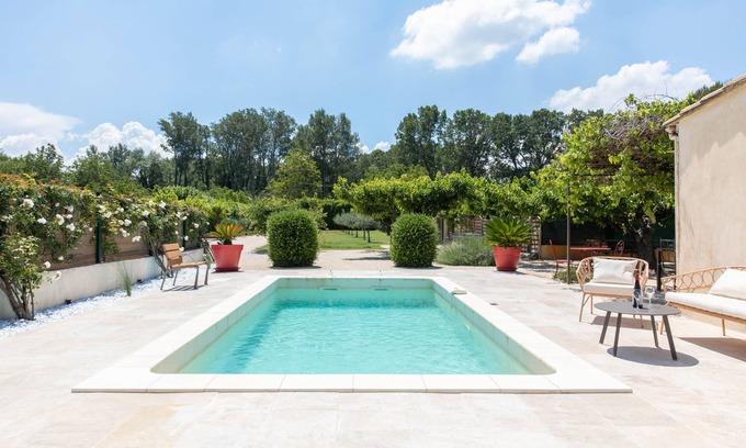 Velleron House | Idyllic Country House in Provence with Private Pool & Spa