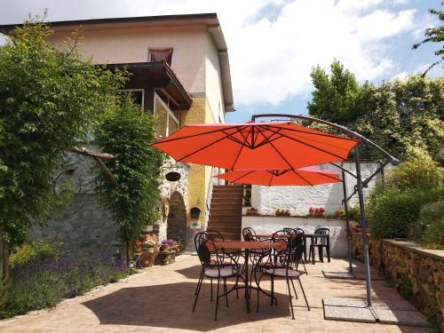 Beverino Bed & Breakfast | Cozy Country House La Scortica with Oceanfront Views